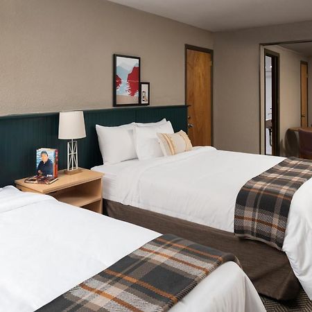 Roaring Brook Ranch Resort Lake George Exterior photo
